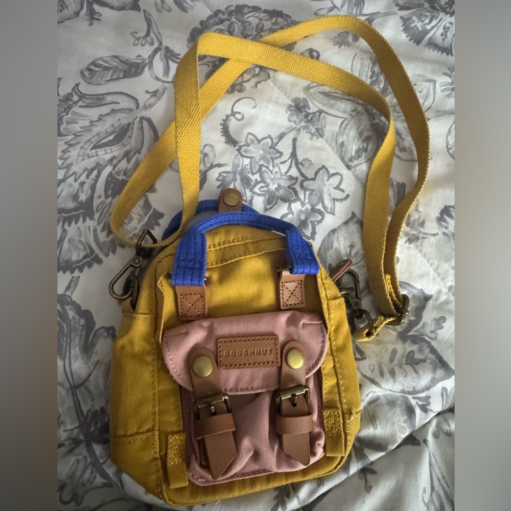 Doughnut Crossbody Bag - image 1